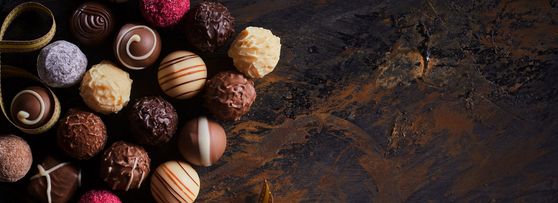  CHOCOLATE GIFT BASKETS